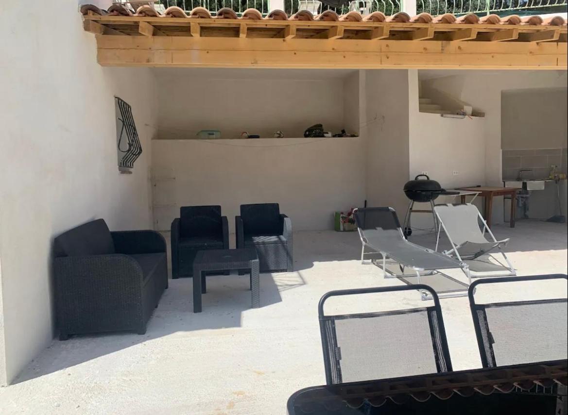 Maison De Toulon