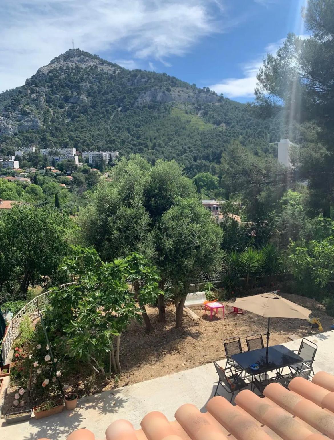 Holiday home Maison De *